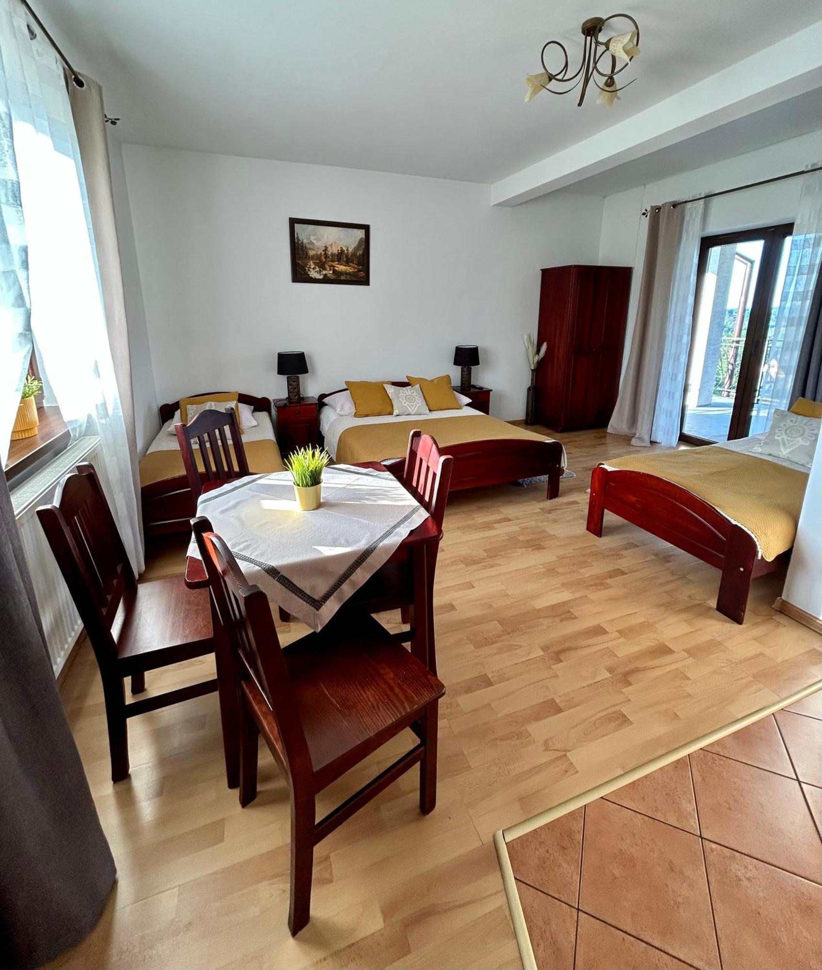 Pokoje Goscinne U Wioli Zakopane Exterior foto